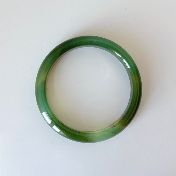 52mm Natural Green Banded Agate Round Bangle BA121 - Picture 2 of 10